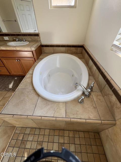 Image 38 of 46 For 6675 Pinnacle Way