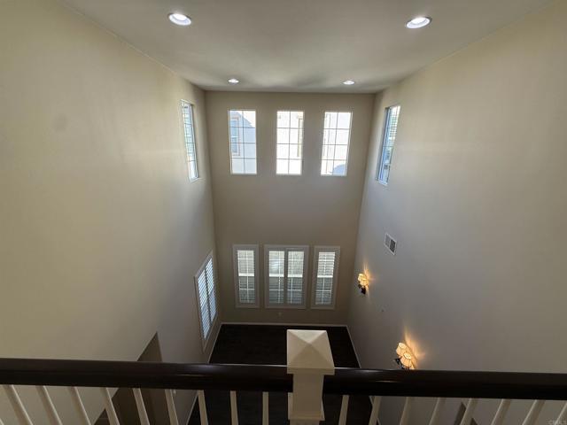 Detail Gallery Image 13 of 40 For 1273 Breakaway Dr, Oceanside,  CA 92057 - 4 Beds | 3/1 Baths