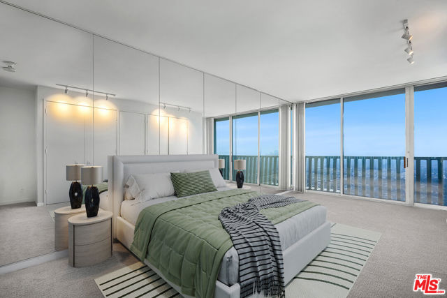 9255 Doheny Road, West Hollywood CA: https://media.crmls.org/mediaz/29998457-7af3-4459-9536-9250e01ee2f2.jpg