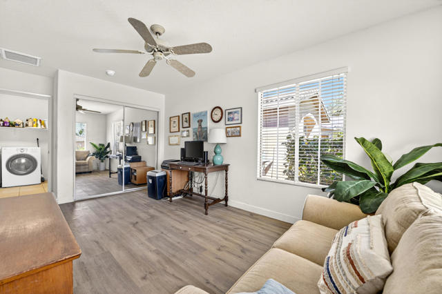 Image 24 of 32 For 81064 La Reina Circle