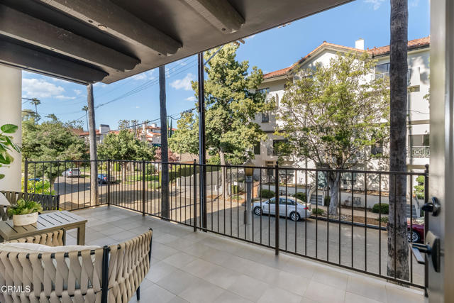 Detail Gallery Image 21 of 41 For 139 S Oak Knoll Ave #203,  Pasadena,  CA 91101 - 2 Beds | 2 Baths