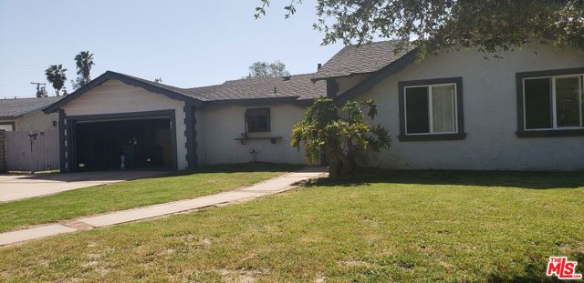 1567 Elvado Drive photo 2
