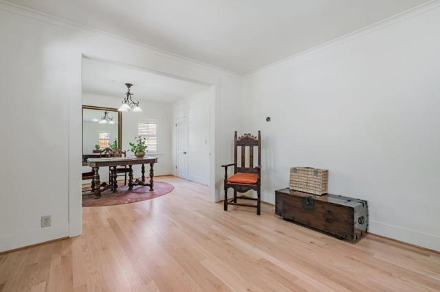 712 California Street, Santa Cruz CA: https://media.crmls.org/mediaz/299d720d-0721-4646-84bb-84b82abf61c9.jpg