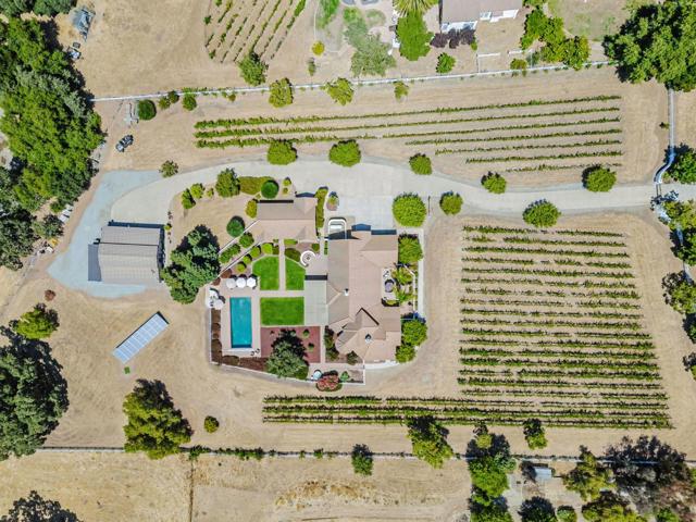 1152 Little River Drive, Hollister CA: https://media.crmls.org/mediaz/299e245c-6cc2-42c2-8f1c-320e7002afa4.jpg