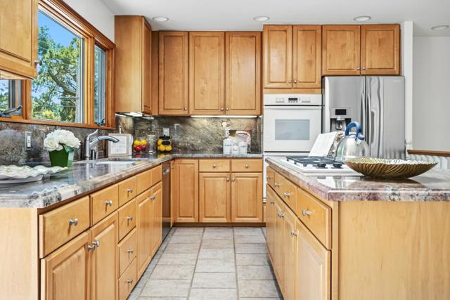 580 Madison Avenue, San Bruno CA: https://media.crmls.org/mediaz/299eb363-ba8e-4d8c-a0aa-db1dddd9cceb.jpg