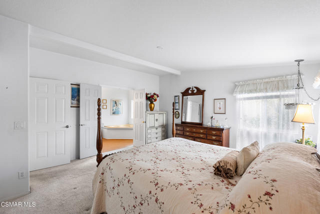 1215 Anchors Way Drive, Ventura CA: https://media.crmls.org/mediaz/299edf78-51f8-4ae8-a4db-8068b114044c.jpg
