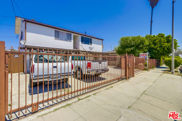 Image 2 for 6221 Brynhurst Ave, Los Angeles, CA 90043