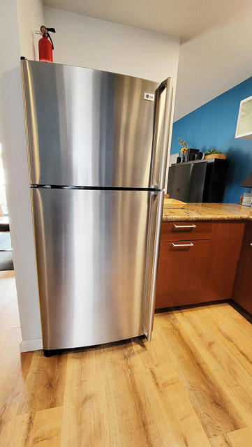 Image 21 of 46 For 467 Calle El Segundo  D20