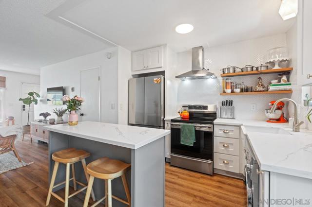 8150 Lemon Ave, La Mesa CA: https://media.crmls.org/mediaz/29a0d3ec-b8f7-408a-a851-656603e0973f.jpg