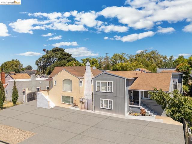 Image 2 of 33 For 416 Benicia Rd