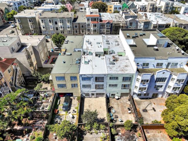 476 7th Avenue, San Francisco CA: https://media.crmls.org/mediaz/29a1e41d-a2af-4b96-8ed9-f07f86831f0c.jpg