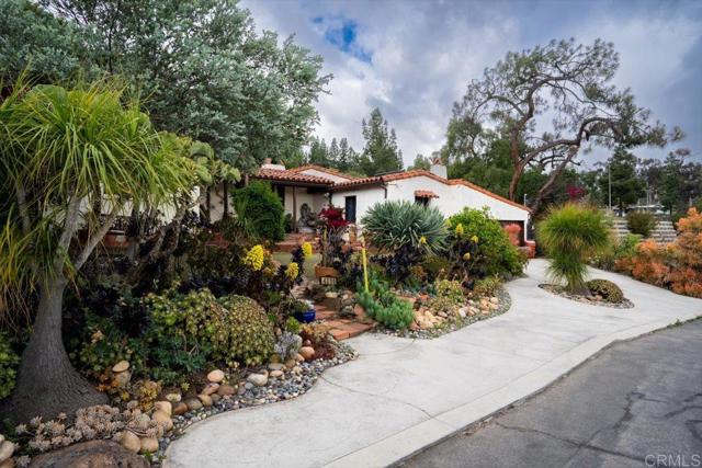 4210 Black Mountain Road, La Mesa CA: https://media.crmls.org/mediaz/29a26735-7a5b-4643-b0f4-113322856585.jpg