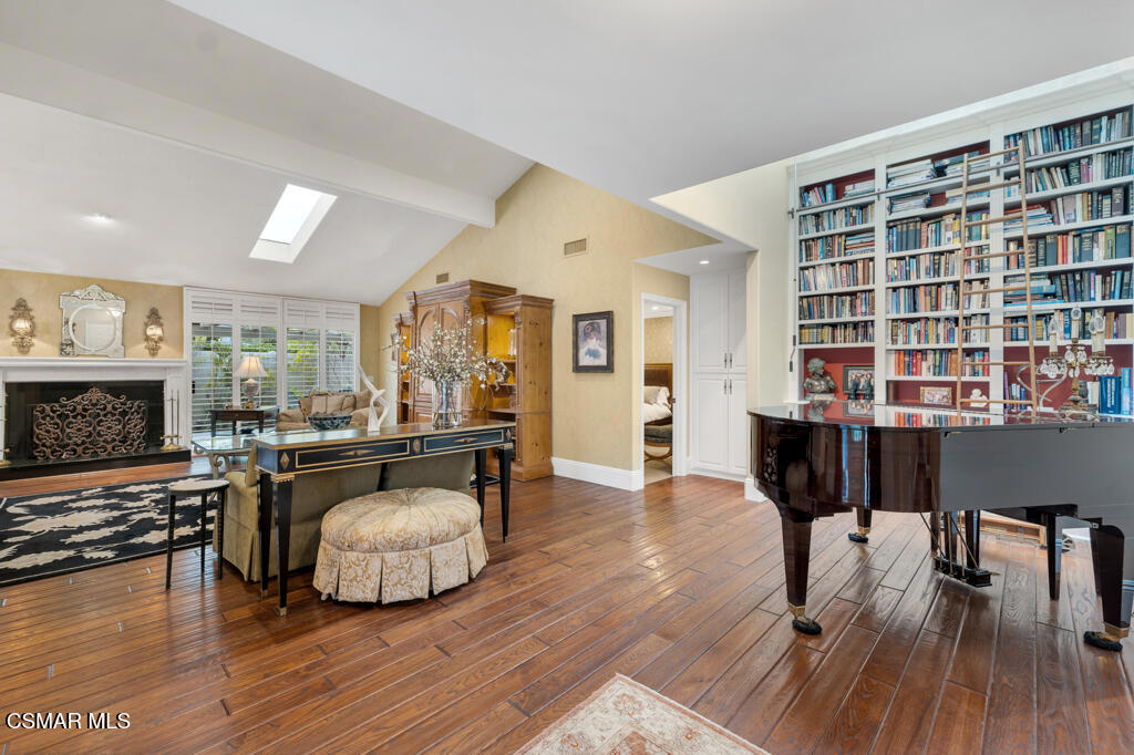 2234 Westshore Lane