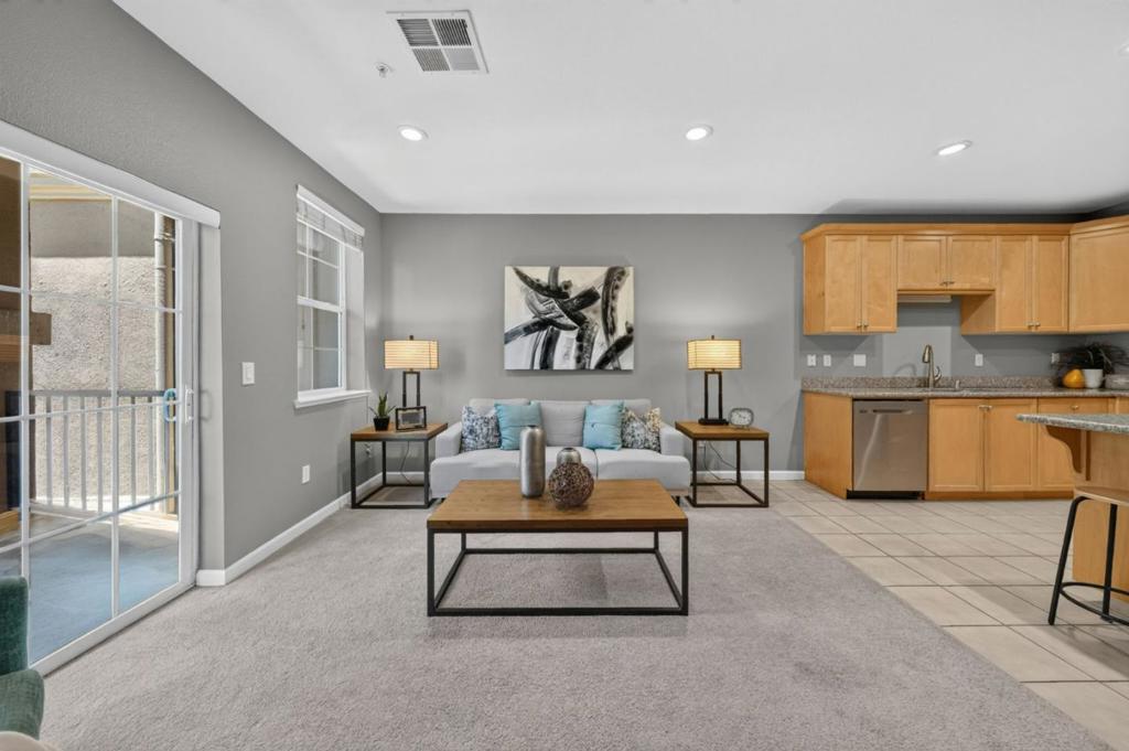 88 N Jackson Avenue #307