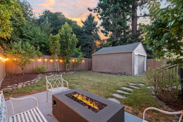 1547 Columbus Avenue, Burlingame CA: https://media.crmls.org/mediaz/29a50f5f-6f91-4b20-8043-4e704381cbc7.jpg