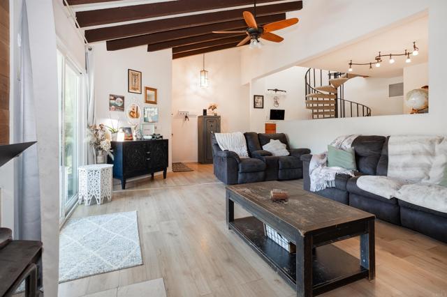 15656 Davis Cup Lane, Ramona CA: https://media.crmls.org/mediaz/29a5e743-7292-4d5e-895f-76b64e319eea.jpg