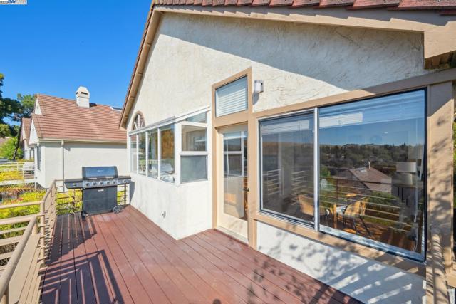 447 Donner Way, San Ramon CA: https://media.crmls.org/mediaz/29a6d37f-537a-434f-be9c-3d1ed006087f.jpg