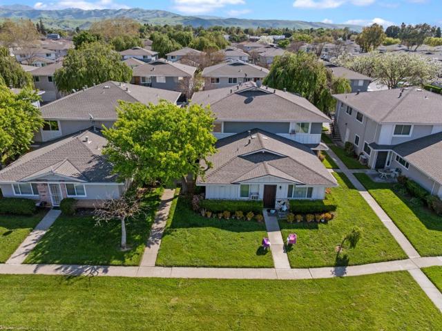 5492 Tradewinds Walkway, San Jose CA: https://media.crmls.org/mediaz/29a9070f-8373-4684-ab6d-df62a09b61be.jpg