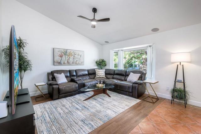 Detail Gallery Image 4 of 50 For 1532 Olive Ave, Vista,  CA 92083 - 3 Beds | 2 Baths