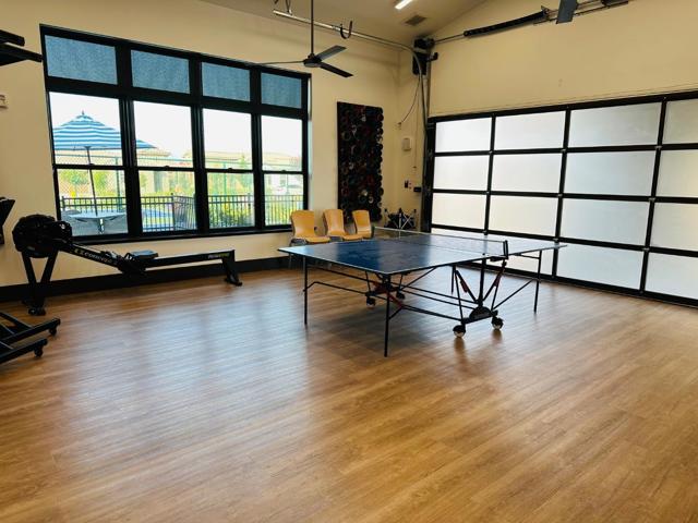 2051 White Oak Drive, Hollister CA: https://media.crmls.org/mediaz/29aa91d3-4e23-4e51-b5eb-a3b92cdb8f46.jpg