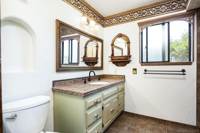 10649 Boulder Creek Rd, Descanso CA: https://media.crmls.org/mediaz/29ab9b1e-624e-4f1a-85de-c0e24e56db06.jpg