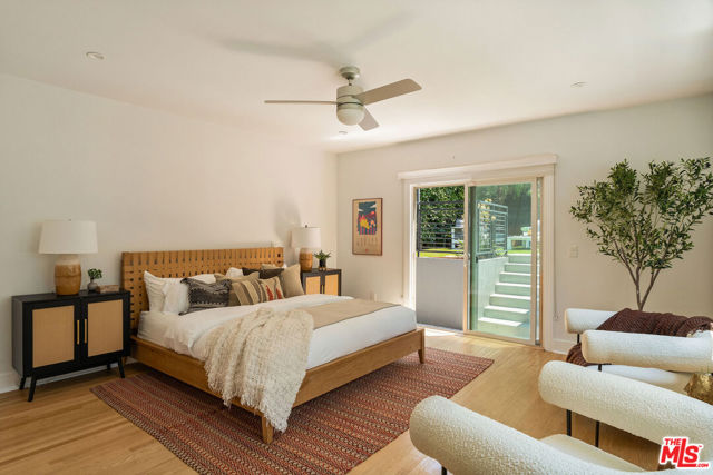 1414 N Coronado Terrace, Los Angeles CA: https://media.crmls.org/mediaz/29ac1ede-2fee-4b17-b2cf-8e031e657b68.jpg