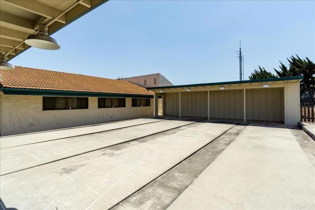1501 Anza Avenue, Vista CA: https://media.crmls.org/mediaz/29ac34bf-8613-4a20-9cca-9159476a09fb.jpg