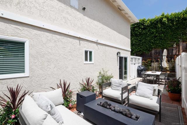 1221 Virginia Way, La Jolla CA: https://media.crmls.org/mediaz/29ac7e9a-85ee-45f4-923b-bd306c56c349.jpg