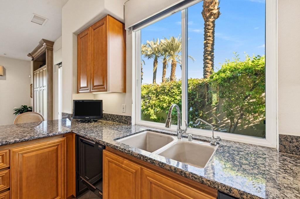 MLS #219139894DA image #25