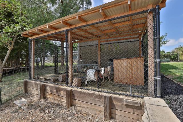 2017 Gypsy Avenue, San Martin CA: https://media.crmls.org/mediaz/29ae59ac-fd6f-4f78-a822-70bed1a79553.jpg