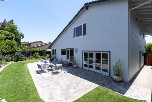 4406 Sugarland Ct, Concord CA: https://media.crmls.org/mediaz/29aed7f9-d62d-45a2-b3db-6087778044ec.jpg
