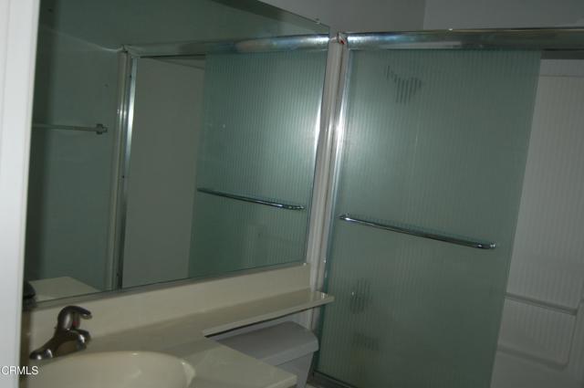 Detail Gallery Image 7 of 7 For 165 Courtyard Dr, Port Hueneme,  CA 93041 - 3 Beds | 2 Baths