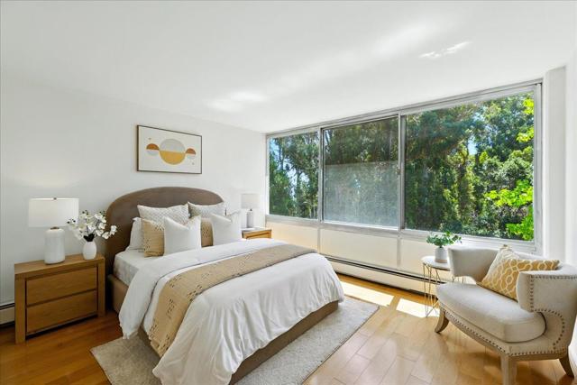 400 Davey Glen Road, Belmont CA: https://media.crmls.org/mediaz/29af2dc3-a534-4337-9a33-ded103b81616.jpg