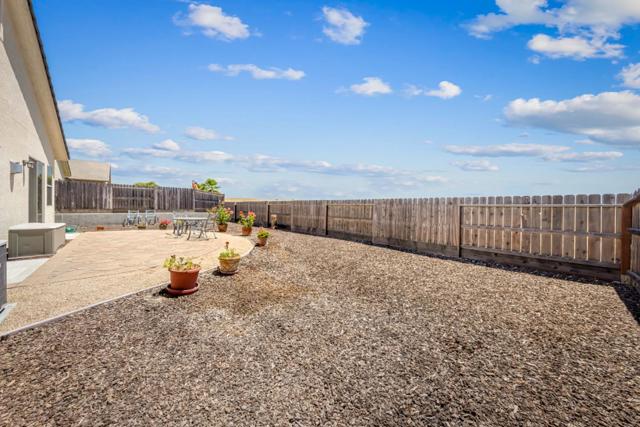 2011 Sage Drive, Hollister CA: https://media.crmls.org/mediaz/29af68d2-1d40-4173-95ba-204fc6a9f9e8.jpg