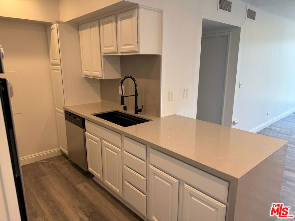 MLS #25614075 image #23