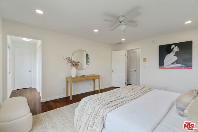535 East Walnut Avenue, B photo 7