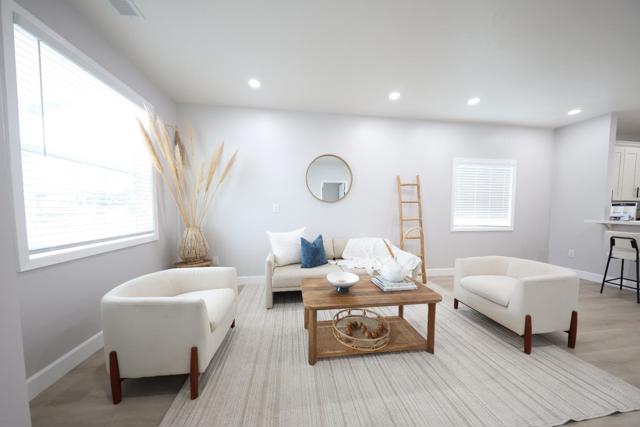 1787 Laguna Street, Seaside CA: https://media.crmls.org/mediaz/29b1626d-cb4b-405e-8e2e-d3b0c097e2ee.jpg