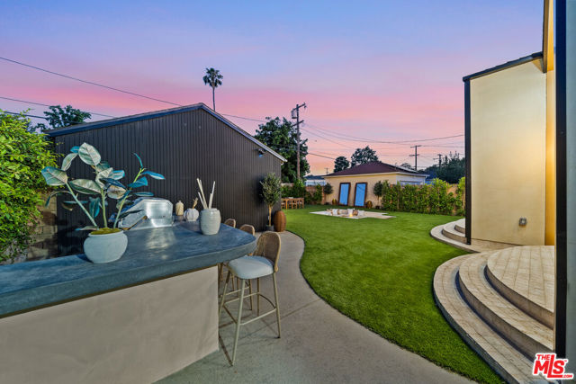 14742 Weddington Street, Sherman Oaks CA: https://media.crmls.org/mediaz/29b1e166-0516-4b12-bdbb-e34aa60c79e2.jpg