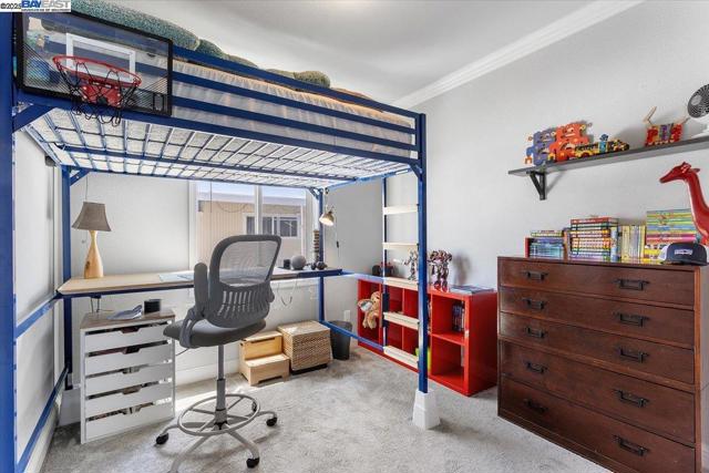 3015 E Bayshore Road #423, Redwood City CA: https://media.crmls.org/mediaz/29b2b70f-a260-43ae-b75c-21d72d636529.jpg