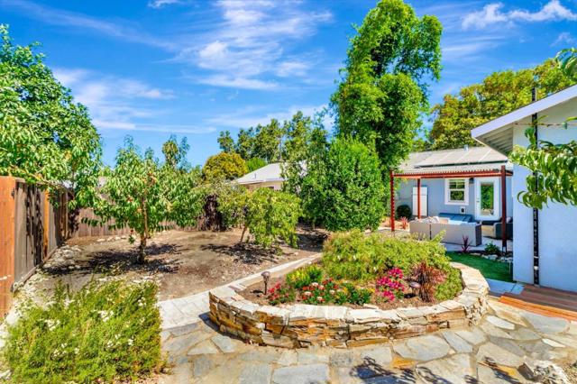 133 S 20th Street, San Jose CA: https://media.crmls.org/mediaz/29b3bca8-5749-439f-919a-f6525afd0dff.jpg