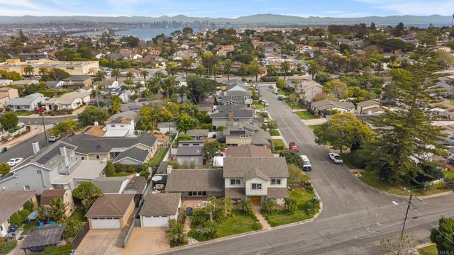 Detail Gallery Image 41 of 42 For 871 Tarento Dr, San Diego,  CA 92106 - 4 Beds | 3 Baths