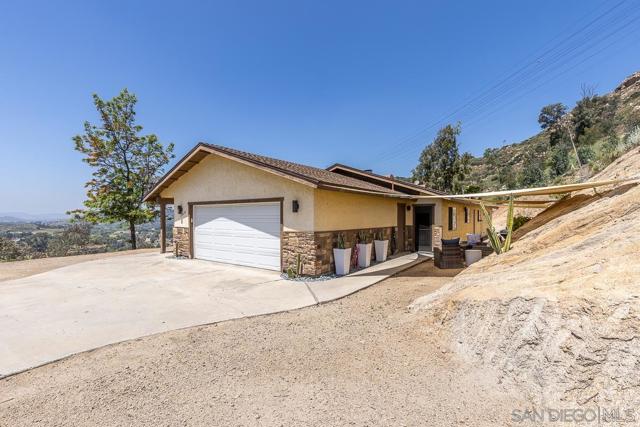 Image 3 for 13676 Willow Rd, Lakeside, CA 92040