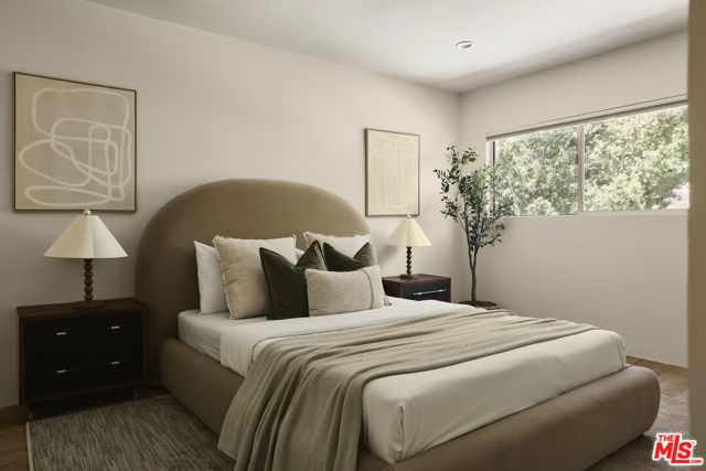 17155 Clemons Drive, Encino CA: https://media.crmls.org/mediaz/29b555eb-fe70-42ac-becc-3d74212f5d67.jpg