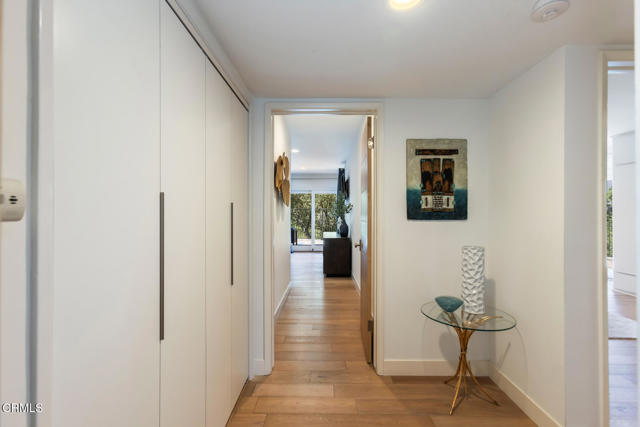 3608 Hampstead Road, La Canada Flintridge CA: https://media.crmls.org/mediaz/29b5780a-cffd-47dd-adef-cc8d62aa52dc.jpg