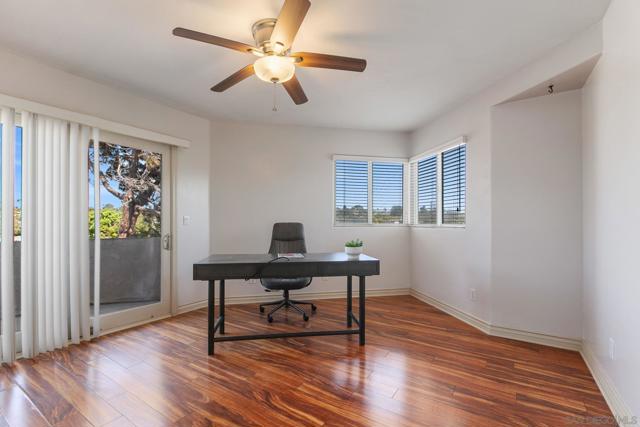 137 Jupiter Street, Encinitas CA: https://media.crmls.org/mediaz/29b5a78a-7cf7-4eea-9a21-d3edeb5dc91e.jpg