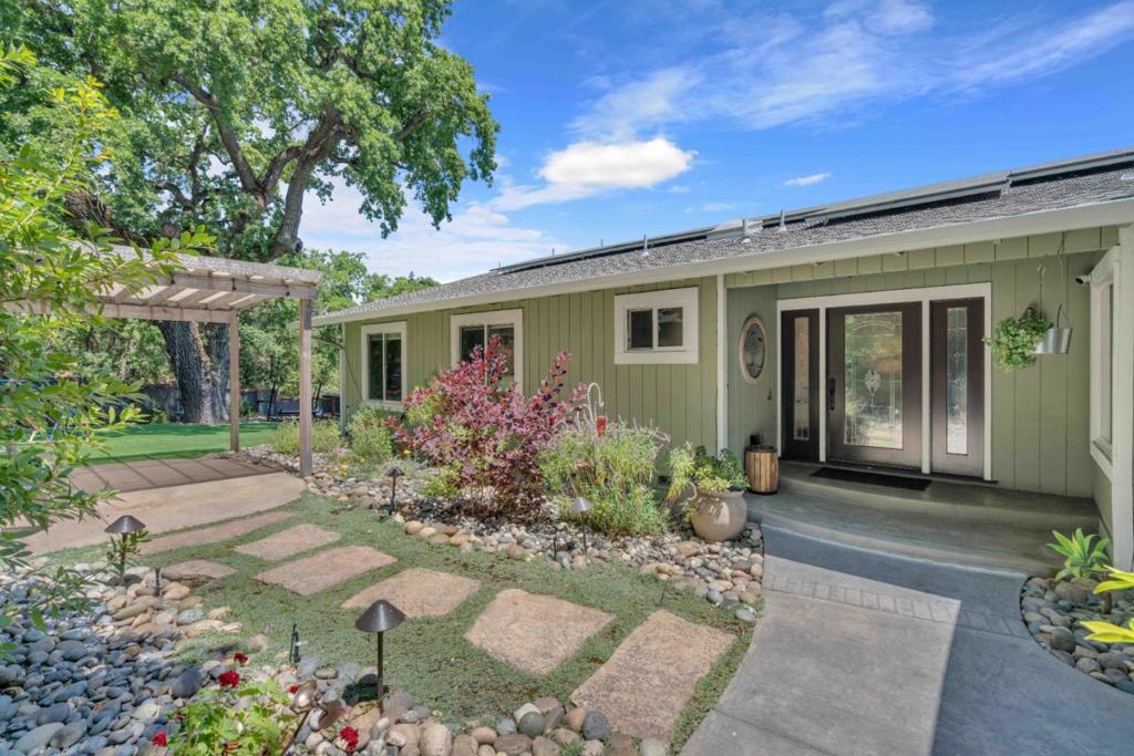 3480 White Oak Court