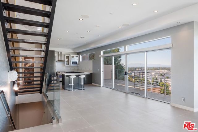 3 Bed Home for Sale in Studio City, California