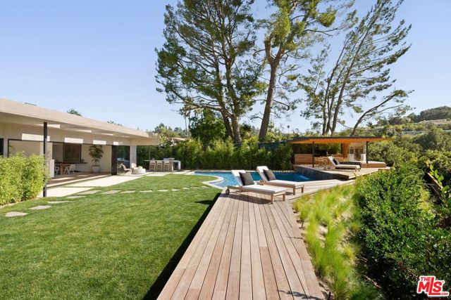 Image 18 of 21 For 3565 Crownridge Drive