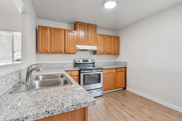2842 N First Street, Fresno CA: https://media.crmls.org/mediaz/29b80285-712e-4ef8-971b-a7dad8b72f1e.jpg