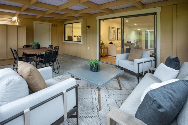 5050 Cribari Vale, San Jose CA: https://media.crmls.org/mediaz/29b871e2-bd77-4282-8a6c-c2f6b744e76d.jpg